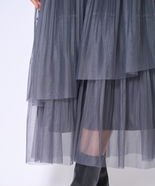 AND COUTURE(アンドクチュール)の「プリーツレイヤードワンピース(ワンピース・レディース・アイボリー/ブラック/ブルーグレー/ブラウン・FREE)」の14枚目の写真