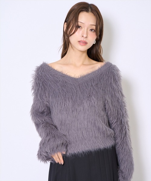 AND COUTURE(アンドクチュール)の「ロングフェザープルオーバー(ニット/セーター・レディース・モカ/グレー/アイボリー/オレンジ・FREE)」の6枚目の写真