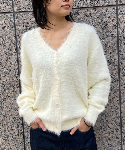 EMMA　ROUGE VIF（エマルージュヴィフ）の「【一部店舗限定】ラメシャギーニットカーディガン（カーディガン/ボレロ・レディース・ホワイト/ベージュ/ネイビー・フリー）」の12枚目の写真