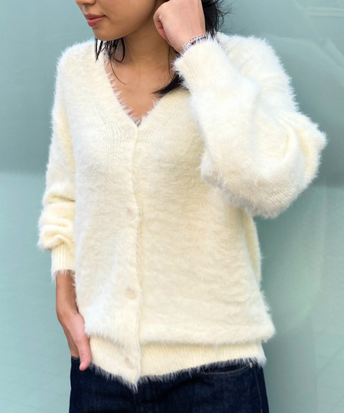 EMMA　ROUGE VIF（エマルージュヴィフ）の「【一部店舗限定】ラメシャギーニットカーディガン（カーディガン/ボレロ・レディース・ホワイト/ベージュ/ネイビー・フリー）」の14枚目の写真