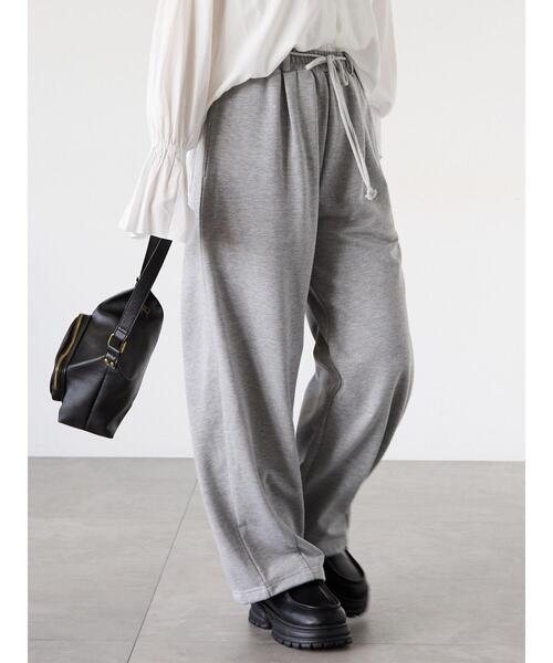 ehka sopo（エヘカソポ）の「カーブスウェットパンツ（スウェットパンツ・レディース・グレー/キナリ/ブラック・F）」の3枚目の写真