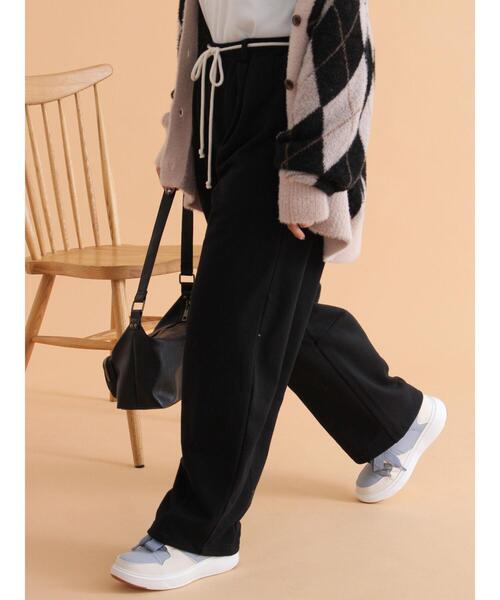 ehka sopo（エヘカソポ）の「カーブスウェットパンツ（スウェットパンツ・レディース・グレー/キナリ/ブラック・F）」の2枚目の写真