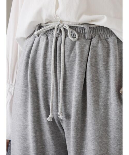 ehka sopo（エヘカソポ）の「カーブスウェットパンツ（スウェットパンツ・レディース・グレー/キナリ/ブラック・F）」の7枚目の写真