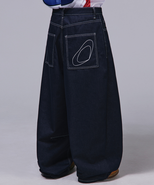 SCALLYWAG（スカリーワグ）の「ホワイトロゴ生地ダートデニム[インディゴ]（デニムパンツ・レディース・その他・X-LARGE/SMALL/MEDIUM/LARGE）」の8枚目の写真