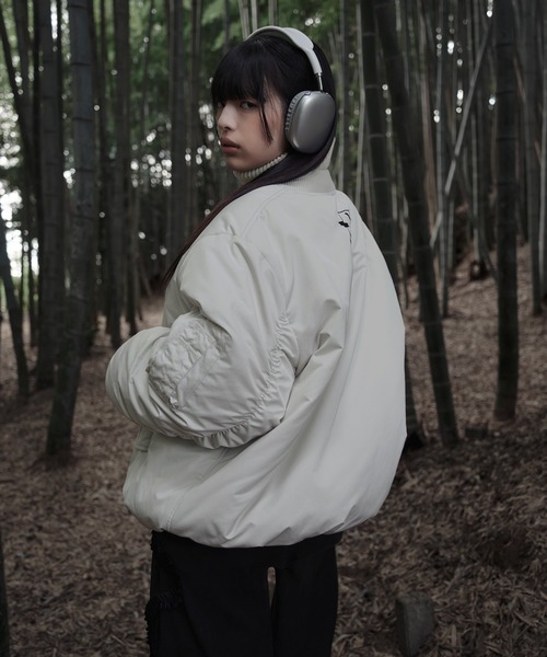 狐独（コドク）の「ファイヤーマンバックル刺繍MA-1ジャケット（ブルゾン・メンズ・ブラック/オフホワイト・LARGE/MEDIUM/SMALL）」の16枚目の写真