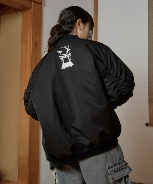 ファイヤーマンバックル刺繍MA-1ジャケット（ブルゾン）｜狐独（コドク