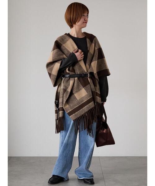 Lugnoncure（ルノンキュール）の「ブロックチェックポンチョ（ストール/ショール・レディース・ブラック/ブラウン・F）」の5枚目の写真