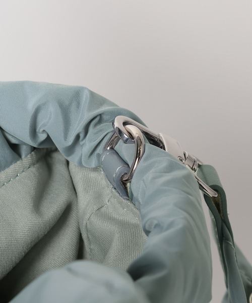 BAYFLOW（ベイフロー）の「[2WAYで使える]クシュショルダーパフキルトバッグ（ショルダーバッグ・レディース・アイボリー/ブラック/ライトブルー・FREE）」の19枚目の写真