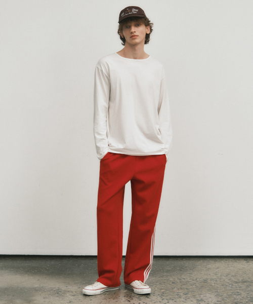 WEDNESDAY OASIS(ウェンズデーオアシス)の「ニュートロライン トラックパンツ_RED(W25-PT25)(スウェットパンツ・メンズ・レッド・MEDIUM/LARGE)」の2枚目の写真
