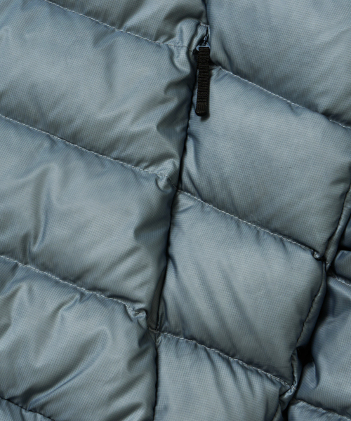 BROWNBREATH（ブラウンブレス）の「PANELED LIGHT DOWN JACKET - GREY（ダウンジャケット/コート・レディース・その他・SMALL/MEDIUM/LARGE/X-LARGE）」の10枚目の写真