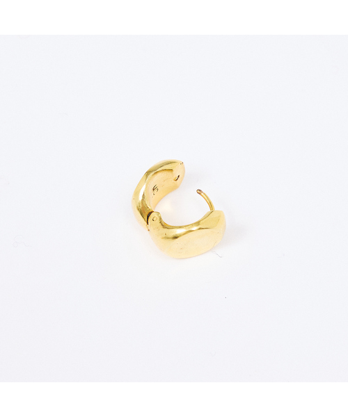 Rouge vif(ルージュヴィフ)の「【MC STUDIO/エムシースタジオ】キューブボリュームピアス(ピアス(両耳用)・レディース・ゴールド・フリー)」の5枚目の写真