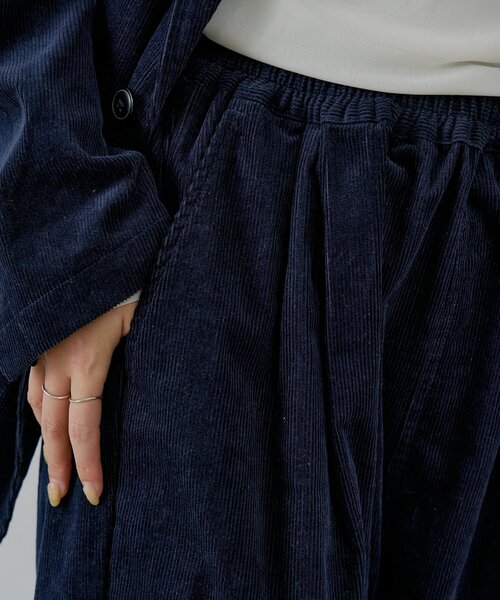 WHIMSIC（ウィムジック）の「【UNISEX/2サイズ展開】コーデュロイイージースラックス（その他パンツ・レディース・ブラウン/ネイビー・2/1）」の7枚目の写真