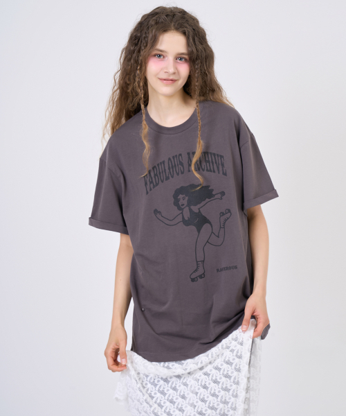 RAVEROUS(レイバーロス)の「スナップルーズフィットTシャツチャコール(Tシャツ/カットソー・レディース・その他・OS)」の3枚目の写真