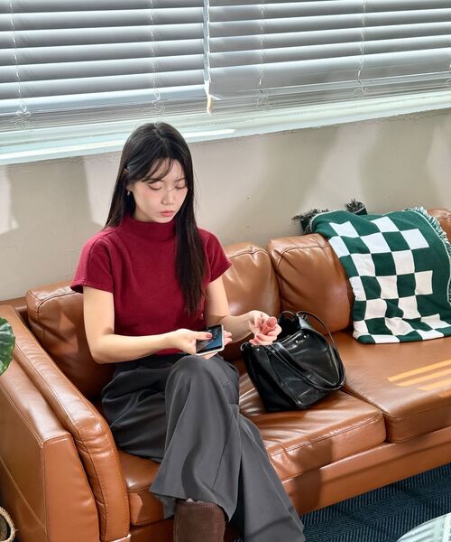 BIBYSEOB（バイバイソプ）の「コージーツーピンタックハーフタートルワイン[T44]（Tシャツ/カットソー・レディース・バーガンディー・SMALL/MEDIUM）」の10枚目の写真