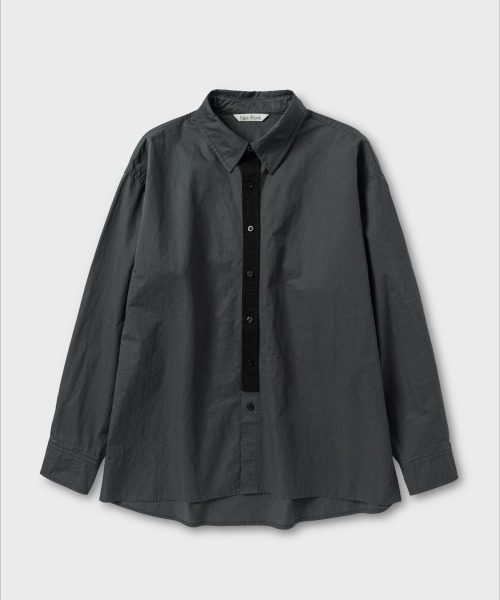 NONBLANK(ノンブランク)の「コットンドリルLSシャツ_ダークグレー(シャツ/ブラウス・メンズ・チャコール・MEDIUM/LARGE/X-LARGE)」の2枚目の写真