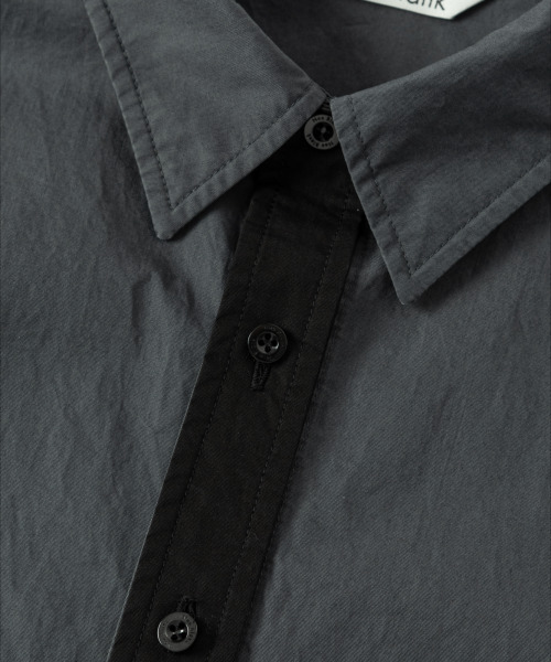 NONBLANK(ノンブランク)の「コットンドリルLSシャツ_ダークグレー(シャツ/ブラウス・メンズ・チャコール・MEDIUM/LARGE/X-LARGE)」の7枚目の写真