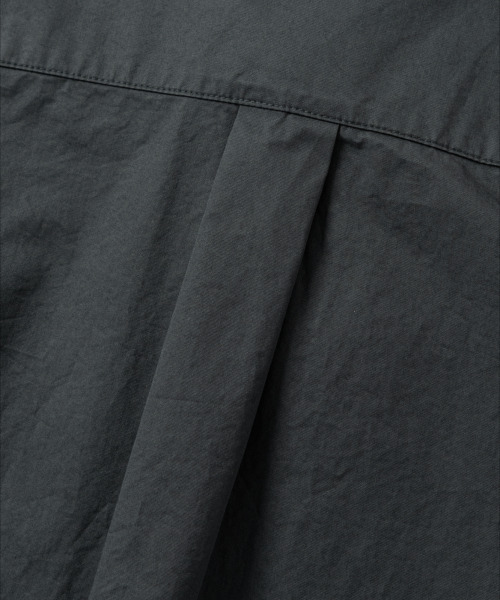NONBLANK(ノンブランク)の「コットンドリルLSシャツ_ダークグレー(シャツ/ブラウス・メンズ・チャコール・MEDIUM/LARGE/X-LARGE)」の10枚目の写真