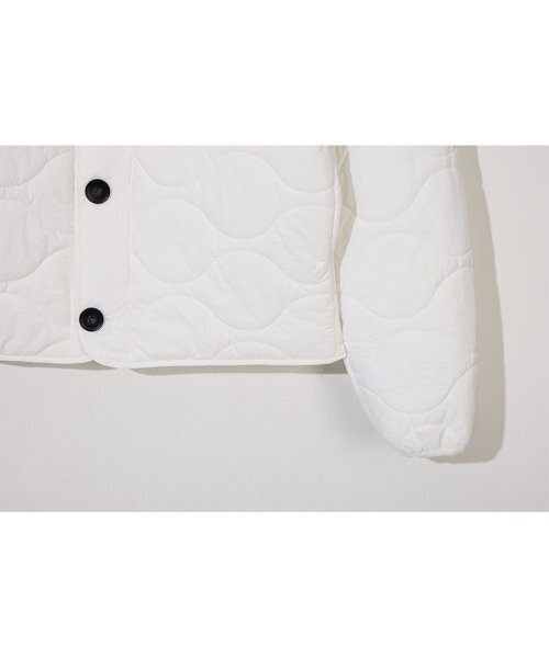 DYSFUNCT(ディスファンクト)の「Warm Quilting Short Puffer (IVORY)(ダウンジャケット/コート・レディース・その他・LARGE/MEDIUM/SMALL)」の4枚目の写真
