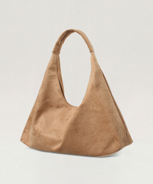 TUO（トゥオ）の「RITA SUEDE CAMEL &middot; Rita Suede Camel（ショルダーバッグ）」