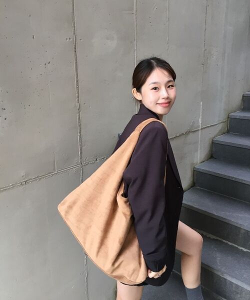 TUO（トゥオ）の「リタスエードキャメル（ショルダーバッグ・レディース・その他・FREE）」の7枚目の写真