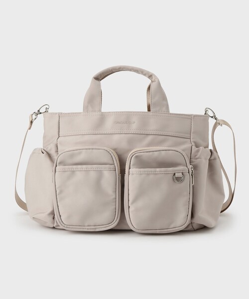 OPAQUE.CLIP（オペークドットクリップ）の「フロントWポケット3層デザインミドルトートバッグ【2WAY／マルチポケット】（トートバッグ・レディース・ベージュ/グレー/ブラック・00）」の12枚目の写真