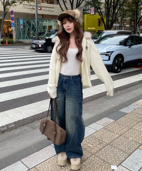 RAY CASSIN（レイカズン）の「デザイン切替デニム（デニムパンツ・レディース・ブルー/ネイビー/ブラック・S/M）」の17枚目の写真