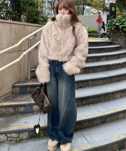 RAY CASSIN（レイカズン）の「デザイン切替デニム（デニムパンツ・レディース・ブルー/ネイビー/ブラック・S/M）」の13枚目の写真