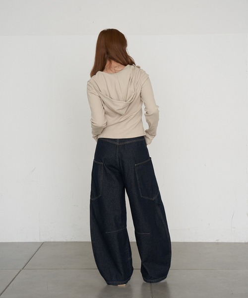 RAY CASSIN(レイカズン)の「【ウエスト調節可/2サイズ展開】デザイン切替デニム(デニムパンツ・レディース・ブルー/ネイビー/ブラック/ブラウン・S/M)」の6枚目の写真