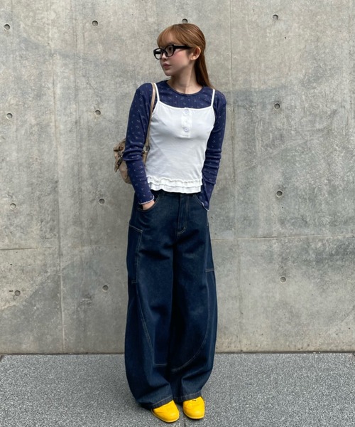 RAY CASSIN(レイカズン)の「【ウエスト調節可/2サイズ展開】デザイン切替デニム(デニムパンツ・レディース・ブルー/ネイビー/ブラック/ブラウン・S/M)」の21枚目の写真