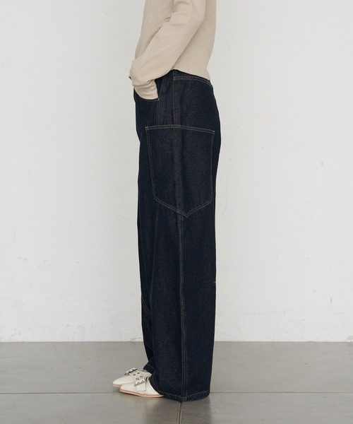 RAY CASSIN(レイカズン)の「【ウエスト調節可/2サイズ展開】デザイン切替デニム(デニムパンツ・レディース・ブルー/ネイビー/ブラック/ブラウン・S/M)」の16枚目の写真