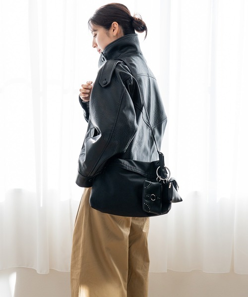 DEVICE(デバイス)の「【DEVICE GAL】 3パーツ スタッズ カスタム ポーチ ストラップ リップケース付き(ショルダーバッグ・レディース・ブラック・FREE)」の15枚目の写真