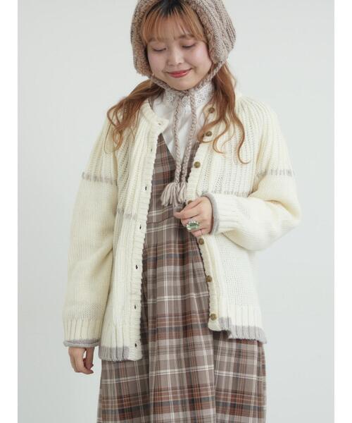 Samansa Mos2（サマンサ モスモス）の「ラウンド切替ステッチ前後2WAYニット（カーディガン/ボレロ・レディース・オフホワイト/チャコールグレー/ベージュ・F）」の4枚目の写真