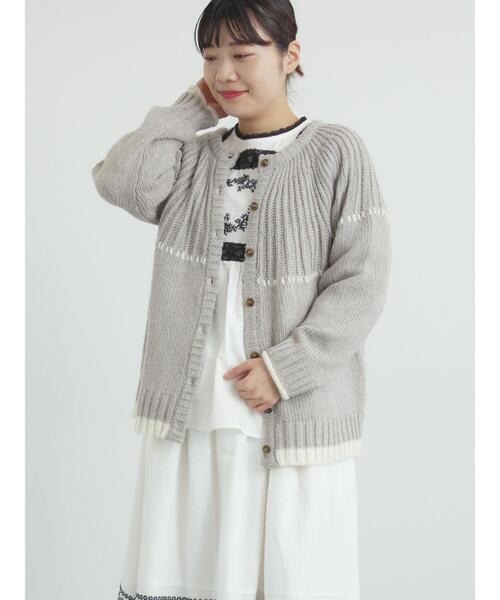 Samansa Mos2（サマンサ モスモス）の「ラウンド切替ステッチ前後2WAYニット（カーディガン/ボレロ・レディース・オフホワイト/チャコールグレー/ベージュ・F）」の17枚目の写真