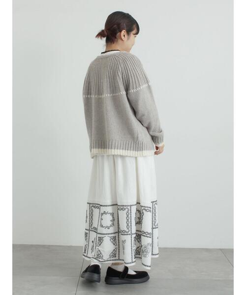 Samansa Mos2（サマンサ モスモス）の「ラウンド切替ステッチ前後2WAYニット（カーディガン/ボレロ・レディース・オフホワイト/チャコールグレー/ベージュ・F）」の21枚目の写真