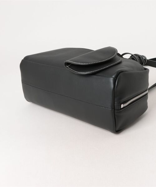 ETRE TOKYO（エトレトウキョウ）の「オープンポケットレザーボストン（ボストンバッグ・レディース・ブラウン/ブラック・FREE）」の22枚目の写真