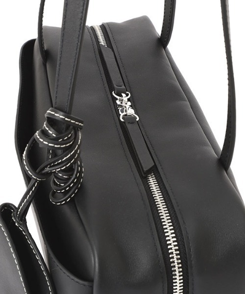 ETRE TOKYO（エトレトウキョウ）の「オープンポケットレザーボストン（ボストンバッグ・レディース・ブラウン/ブラック・FREE）」の17枚目の写真