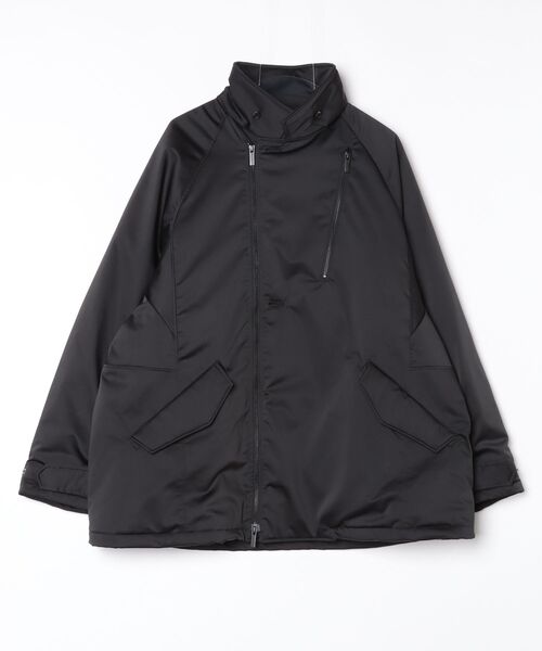 WHITE MOUNTAINEERING(ホワイトマウンテニアリング)の「【White Mountaineering】WINDSTOPPER RAGLAN BLOUSON(ブルゾン・メンズ・ブラック・4)」の1枚目の写真