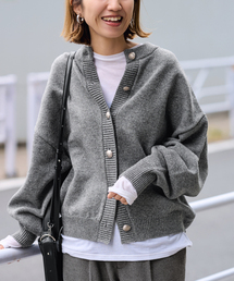 極美品⭐︎即完売品⭐︎フレームワーク　メタルボタン　ウールニット　カーディガン 極美品⭐︎即完売品⭐︎フレームワーク メタルボタン ウールニット