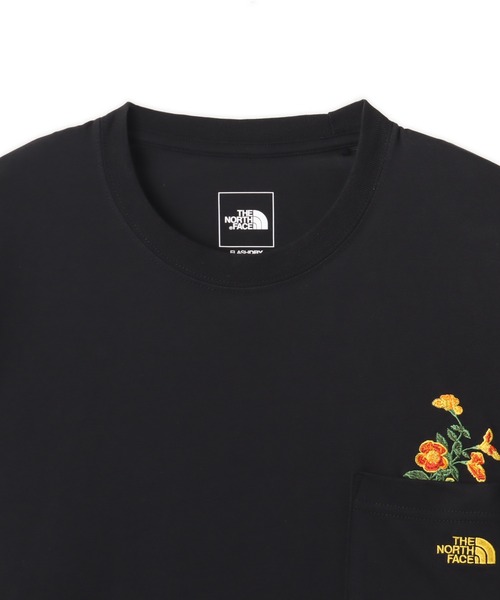 THE NORTH FACE(ザノースフェイス)の「THE NORTH FACE S/S FD Flower Logo Tee / ザ ノース フェイス ショートスリーブ FD フラワー ロゴ ティー(Tシャツ/カットソー・メンズ・ホワイト/ブラック・S/M/L/XL/XXL)」の7枚目の写真