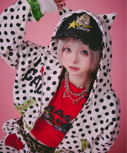 GALFY(ガルフィー)の「『GALFY/ガルフィー』ポップポップI LOVE GALパーカー【Z】(パーカー・レディース・ホワイト/ブラック・FREE)」の8枚目の写真