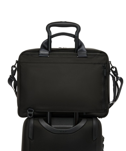 TUMI(トゥミ)の「TUMI ALPHA(アルファ) スリーウェイ・コンバーチブル・ブリーフケース(A4/PC15インチまで対応)(ビジネスバッグ・メンズ・ブラック・FREE)」の3枚目の写真