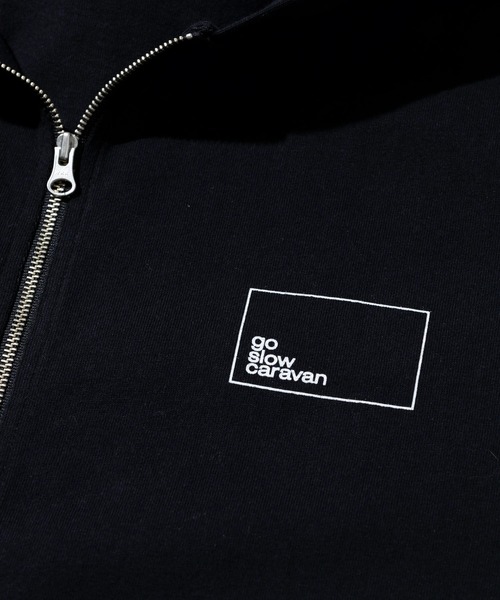 go slow caravan(ゴースローキャラバン)の「USA/C スクエアLOGO バックプリント ZIPフーディー(パーカー・メンズ・アイボリー/ブラック/ラベンダー・SMALL/MEDIUM/LARGE/X-LARGE)」の6枚目の写真