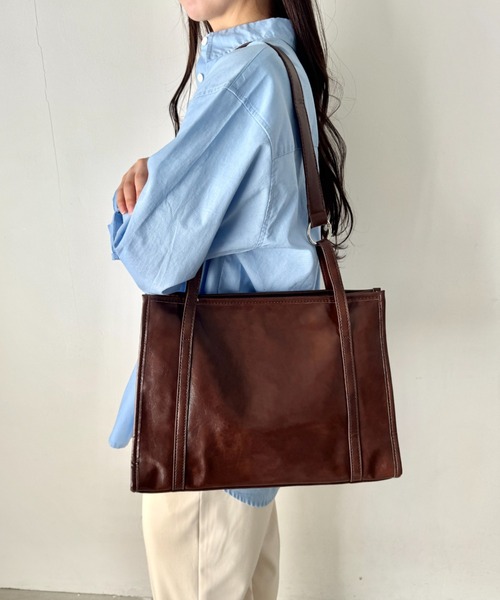 LOVALOT(ラバロット)の「【2WAY】フェイクレザースクエア トートバッグ(トートバッグ・レディース・ブラック/ブラウン・F)」の11枚目の写真