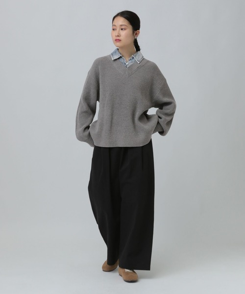 LEPSIM(レプシィム)の「5ゲージドッキングカラーVニット 642087(ニット/セーター・レディース・グレー/アイボリー/ブラック・FREE)」の19枚目の写真