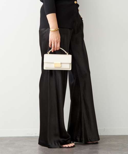 Deuxieme Classe(ドゥーズィエムクラス)の「GLOSSY SATIN イージーパンツ(スラックス・レディース・ブラック/ベージュ・34/36/38)」の14枚目の写真