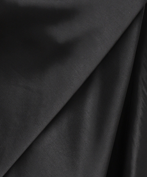 Deuxieme Classe(ドゥーズィエムクラス)の「GLOSSY SATIN イージーパンツ(スラックス・レディース・ブラック/ベージュ・34/36/38)」の8枚目の写真