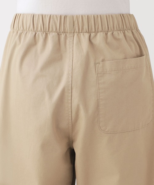 無印良品（ムジルシリョウヒン）の「婦人　洗いざらし　コットンイージーテーパードパンツ（その他パンツ・レディース・ブラック/アイボリー/イエロー・XL/L/M/S）」の20枚目の写真