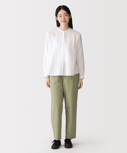 無印良品（ムジルシリョウヒン）の「婦人　洗いざらし　コットンイージーテーパードパンツ（その他パンツ・レディース・ブラック/アイボリー/イエロー・XL/L/M/S）」の12枚目の写真