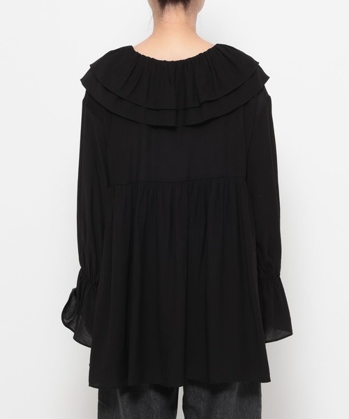 LOWRYS FARM（ローリーズファーム）の「ヨウリュウフリルチュニックブラウス　638707（シャツ/ブラウス・レディース・アイボリー/ブラック/オフホワイト・FREE）」の6枚目の写真