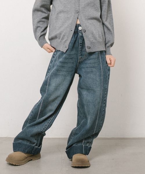 URBAN CHERRY(アーバンチェリー)の「折り返しデザインストレートデニム(デニムパンツ・キッズ・ブルー・110cm/120cm/130cm/140cm/150cm)」の2枚目の写真